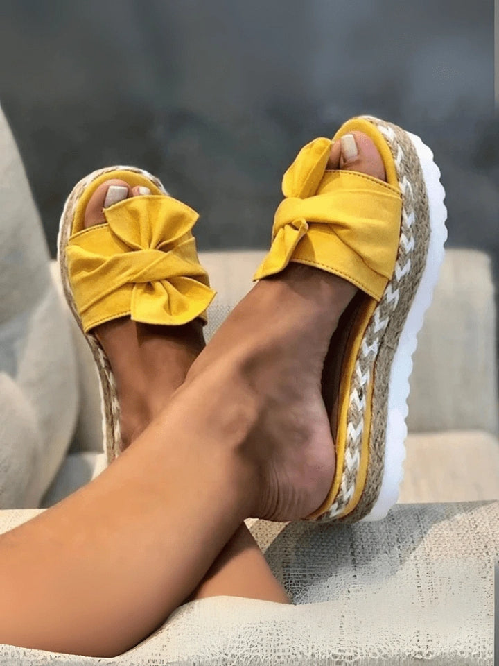 CozyBow™ Platform Slide Sandals