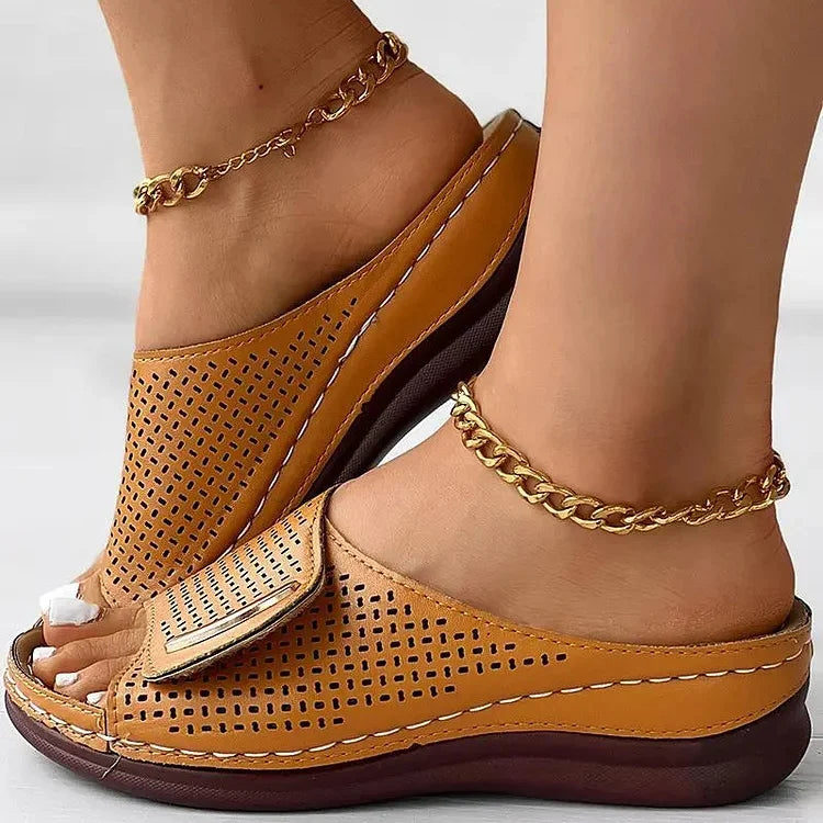 Rowenna - Timeless Urban Sandals