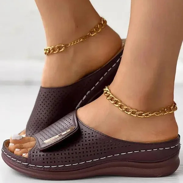 Rowenna - Timeless Urban Sandals