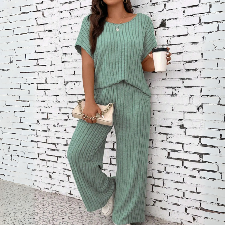 WAUNA™ Plus Size Casual Short Sleeve Top and Pants Set