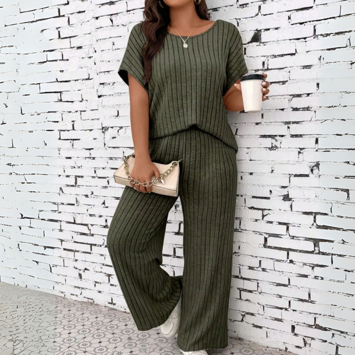 WAUNA™ Plus Size Casual Short Sleeve Top and Pants Set