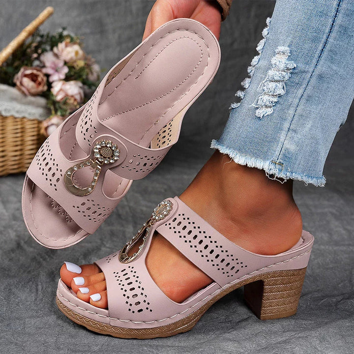 Elora - Glowing Elegance Sandals