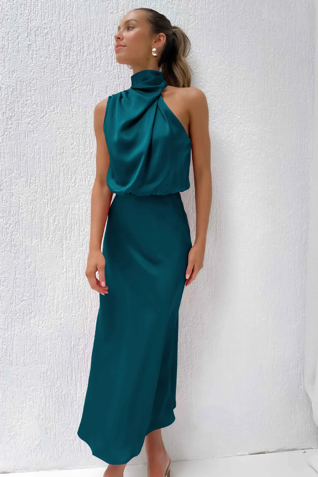 Lillibeth Elegant Halter Neck Midi Dress