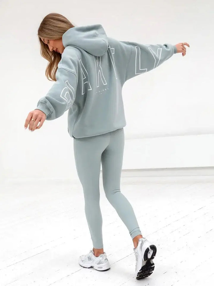 BLAKE Oversized Cropped Hoodie