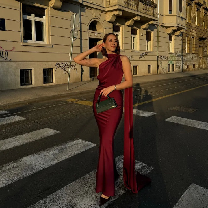 Emerald Elegance One-Shoulder Gown