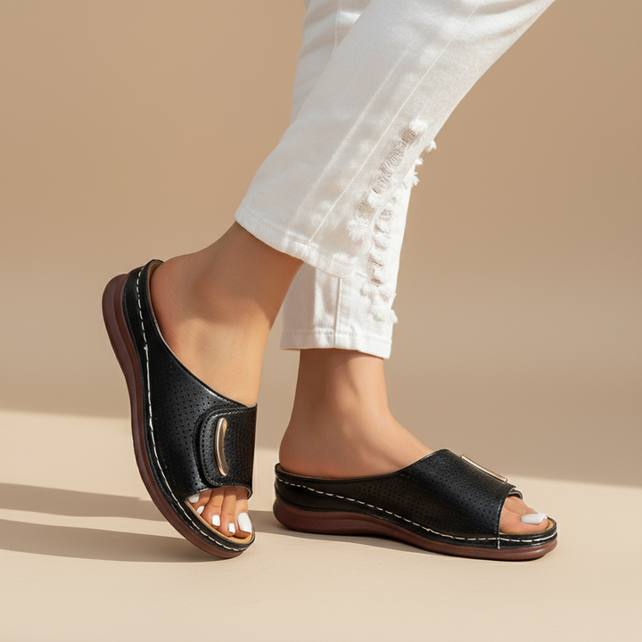 Rowenna - Timeless Urban Sandals