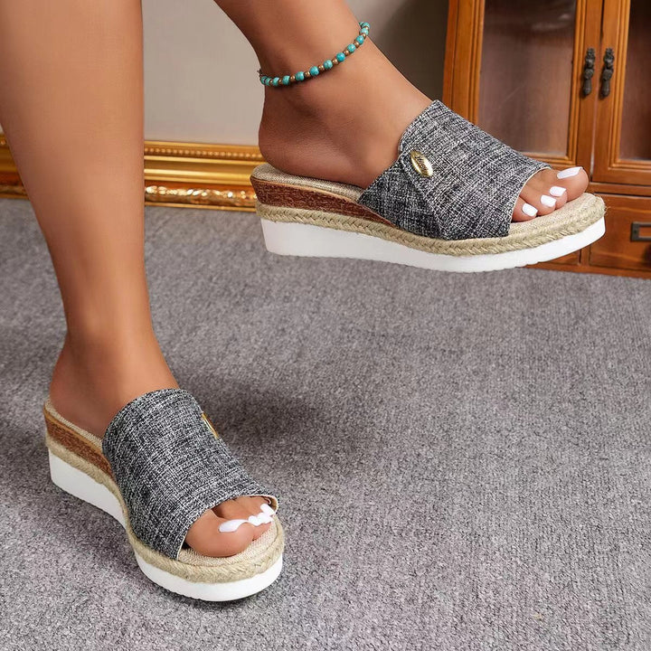 Ayessia - Comfort Fit Ergonomic Sandals